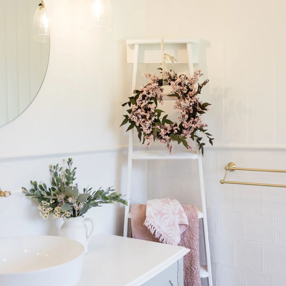 Beautiful Berry Wreath | Hamptons Home